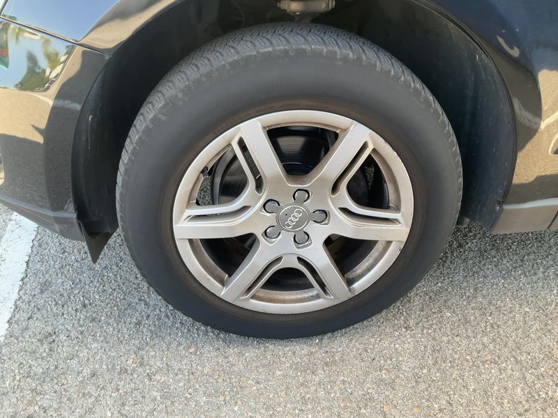 Audi Q5 2.0 TFSI quattro 2009 – снимка 3