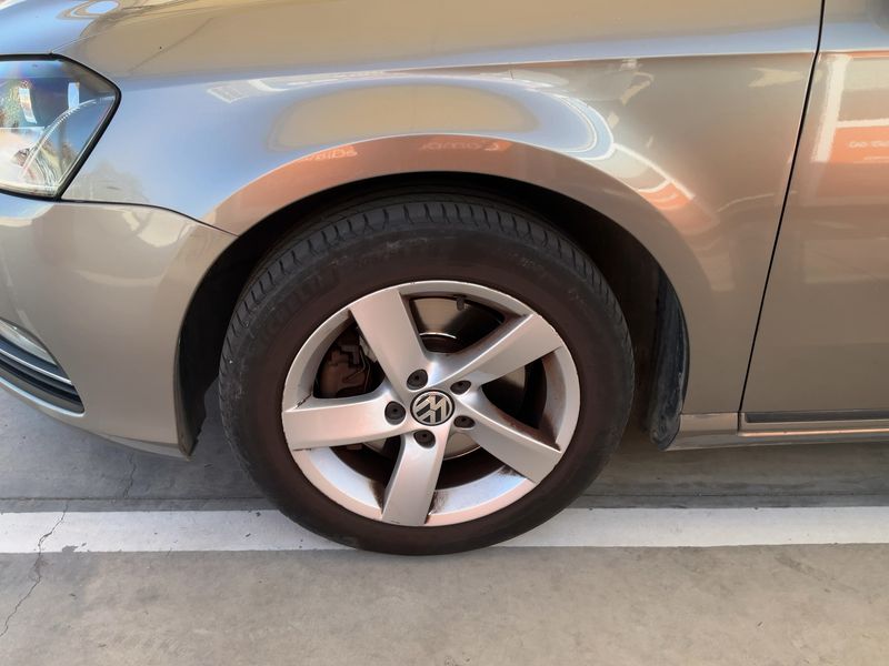 Volkswagen Passat 1.6 TDI Edition BlueMotion Tech 2014 – снимка 3