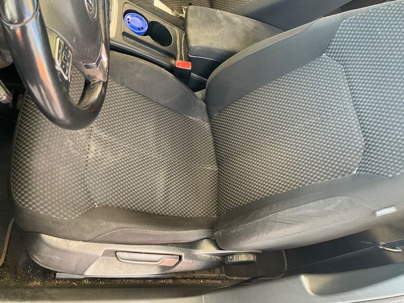 Volkswagen Passat 1.6 TDI Edition BlueMotion Tech 2014 – снимка 30