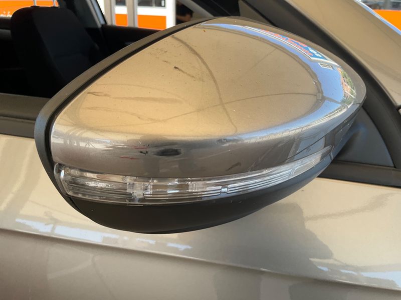 Volkswagen Passat 1.6 TDI Edition BlueMotion Tech 2014 – снимка 24