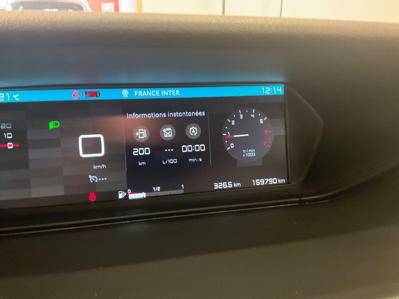 Citroen C4 Spacetourer 1.5 Blue-HDi Feel 2019 – снимка 18