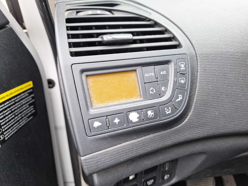 Citroen C4 Picasso 1.6 HDi Confort 2013 – снимка 60