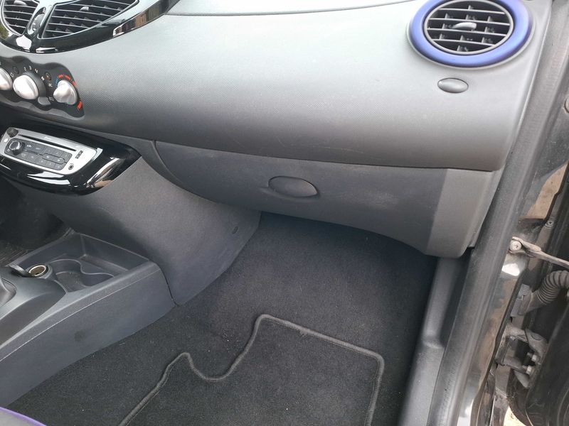 Renault Twingo 1.2 Purple 2013 – снимка 51