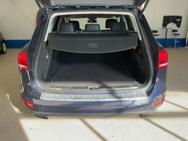 Volkswagen Touareg 3.0 V6 TDI BlueMotion Tech 2012 – снимка 15