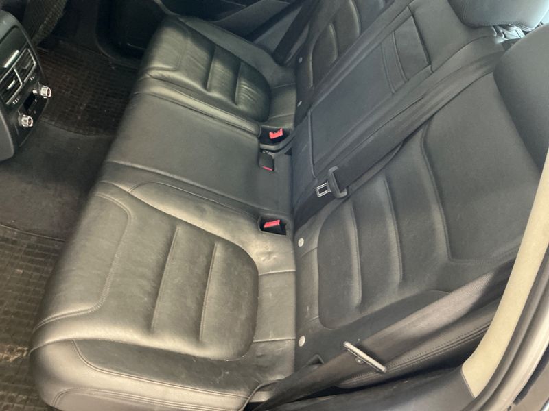 Volkswagen Touareg 3.0 V6 TDI BlueMotion Tech 2012 – снимка 31