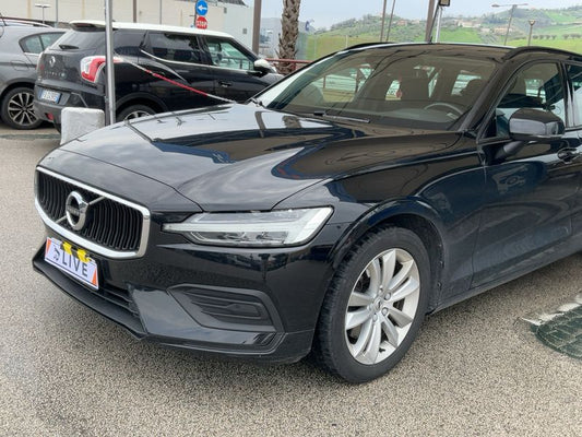 Volvo V60 2.0 B4 Mild-Hybrid Momentum Business 2021 – снимка 2
