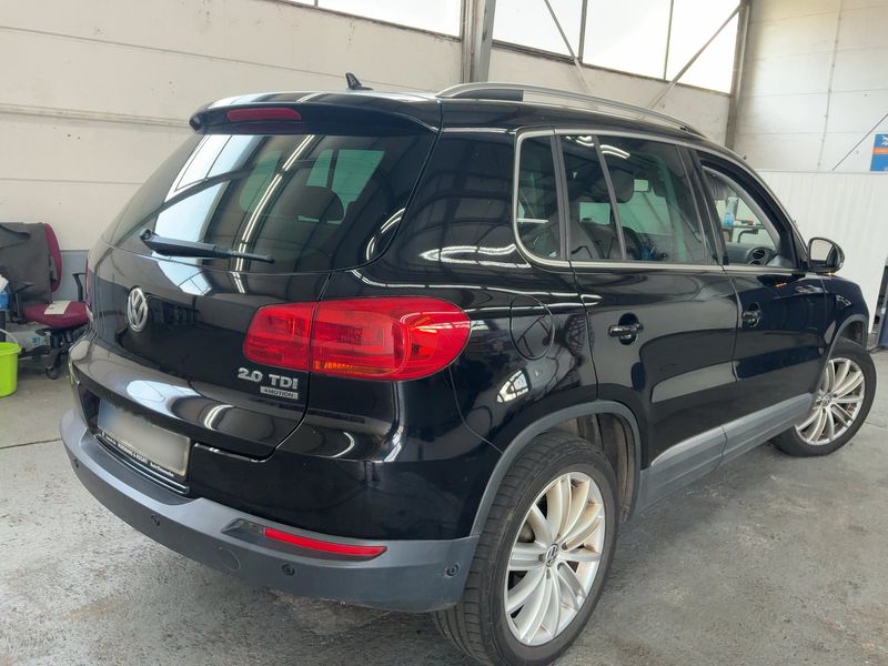Volkswagen Tiguan 2.0 TDI Track & Style 4Motion BlueMotion Tech 2011 – снимка 8