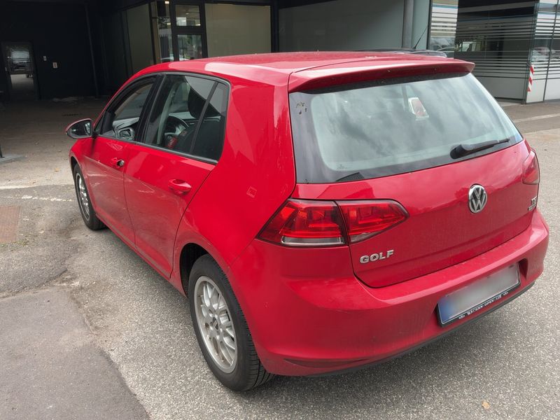 Volkswagen Golf VII 1.2 TSI Trendline BlueMotion Tech 2013 – снимка 6
