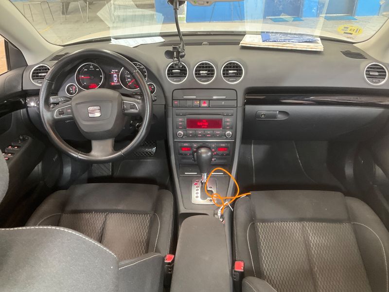 Seat Exeo 2.0 TDI Sport 2011 – снимка 17