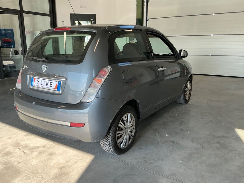 Lancia Ypsilon 1.3 JTD Multijet Diva 2011 – снимка 2