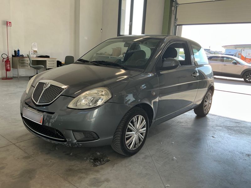 Lancia Ypsilon 1.3 JTD Multijet Diva 2011 – снимка 1