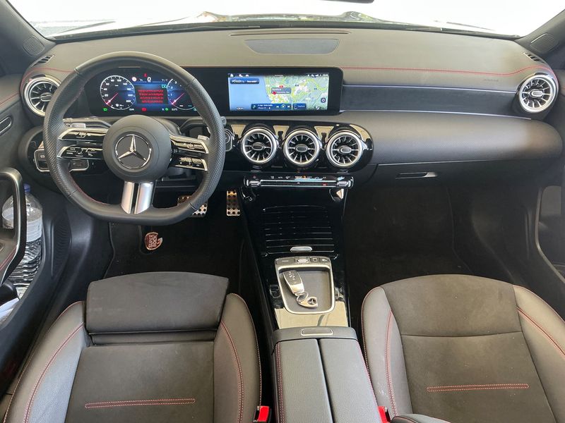 Mercedes-Benz CLA-Klasse CLA 200 Mild-Hybrid AMG Line 2024 – снимка 17