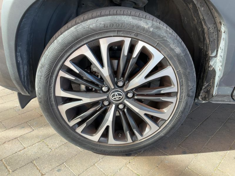 Toyota Yaris Cross 1.5 Hybrid 2WD Lounge 2021 – снимка 3