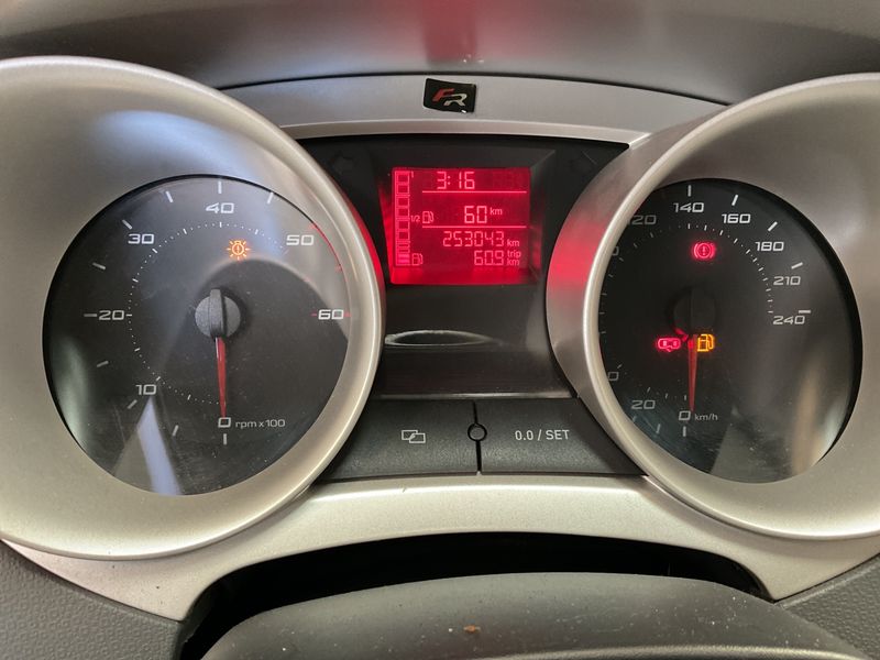 Seat Ibiza 1.2 TDI Stylance / Style 2010 – снимка 4