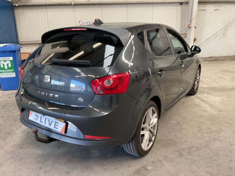 Seat Ibiza 1.2 TDI Stylance / Style 2010 – снимка 2