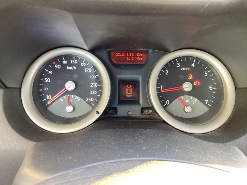 Renault Megane 1.5 dCi Dynamique Confort 2004 – снимка 4
