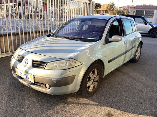 Renault Megane 1.5 dCi Dynamique Confort 2004 – снимка 1