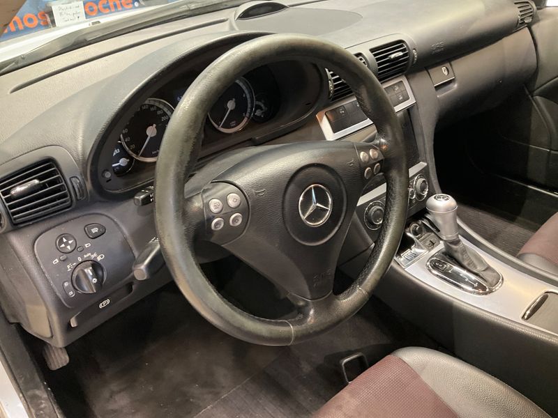 Mercedes-Benz CLC-Klasse CLC 220 CDI 2009 – снимка 32