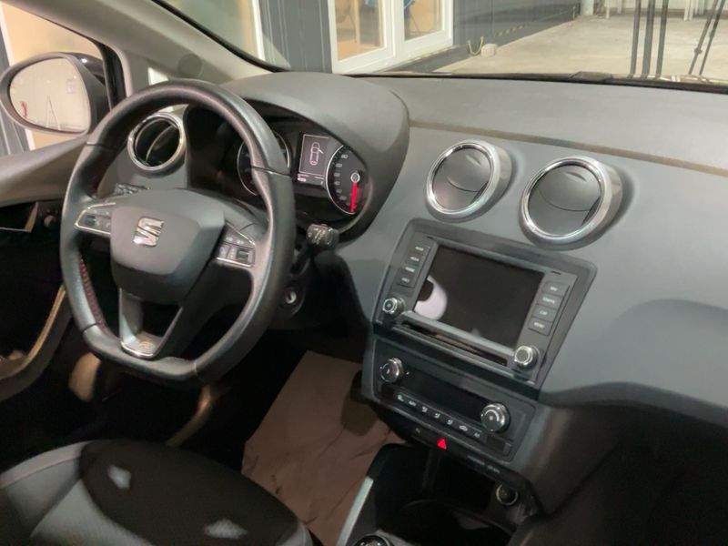 Seat Ibiza 1.0 TSI FR 2017 – снимка 17