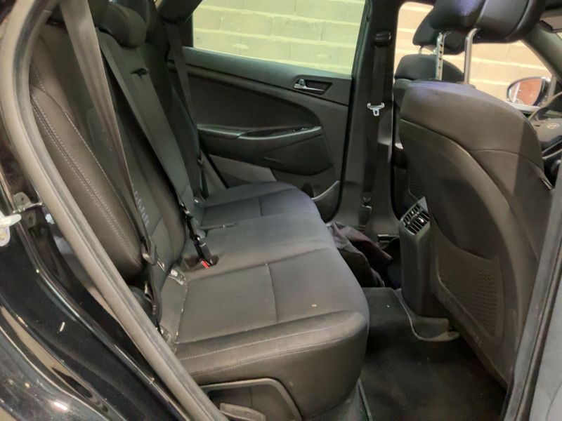 Hyundai Tucson 1.6 CRDi Business 2WD 2018 – снимка 19
