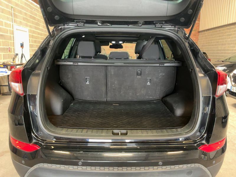 Hyundai Tucson 1.6 CRDi Business 2WD 2018 – снимка 15