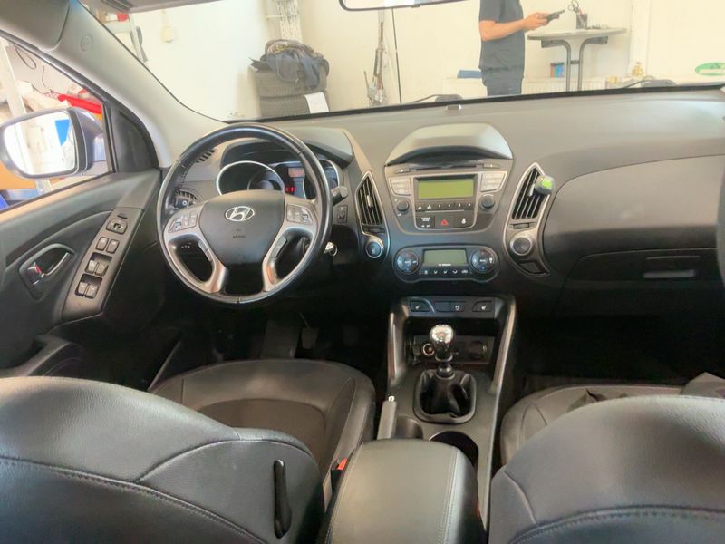 Hyundai ix35 1.6 Style Blue 2WD 2014 – снимка 17