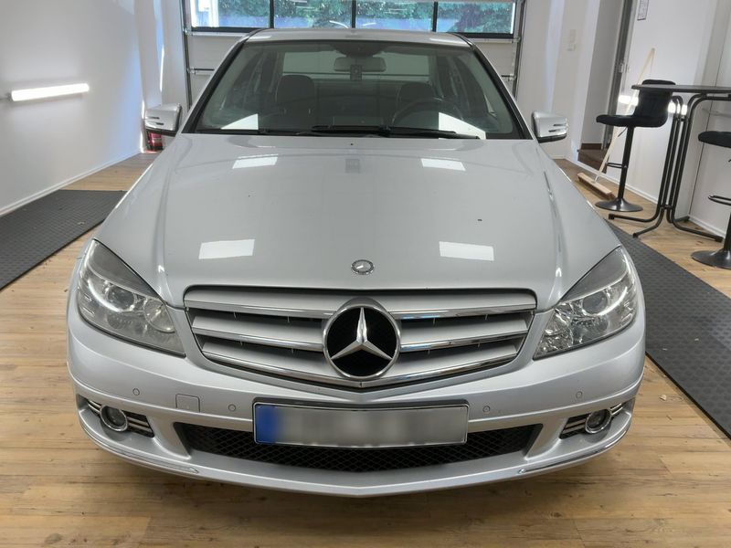 Mercedes-Benz C-Klasse C 180 CGI BlueEfficiency Avantgarde 2011 – снимка 14