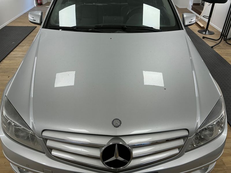 Mercedes-Benz C-Klasse C 180 CGI BlueEfficiency Avantgarde 2011 – снимка 32