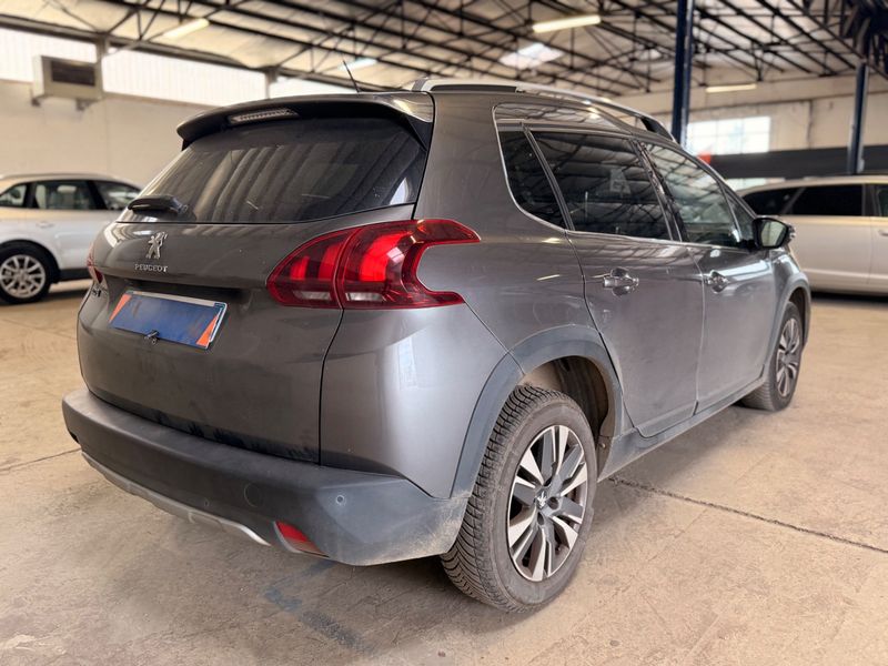 Peugeot 2008 1.5 Blue-HDi Allure 2019 – снимка 8