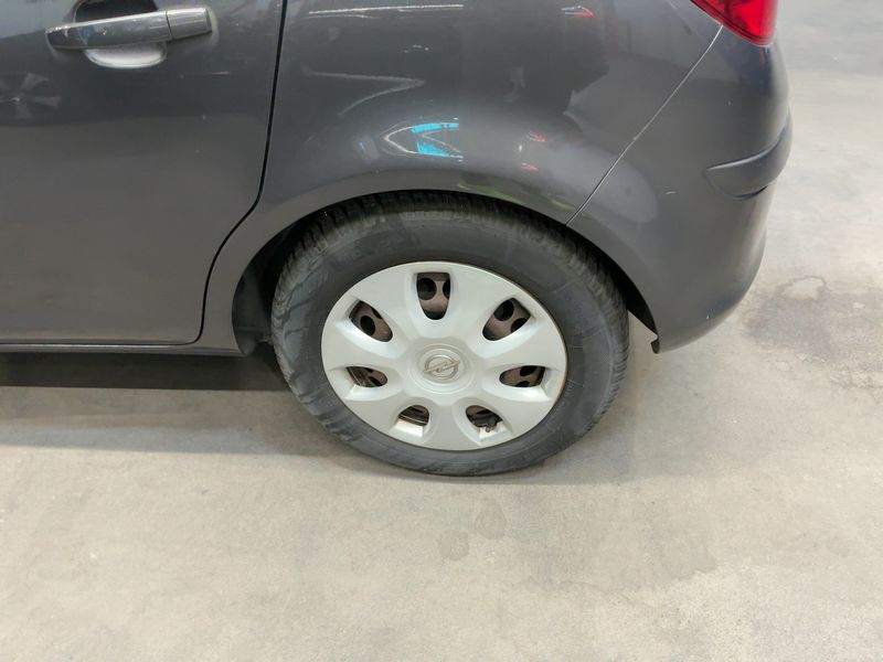 Opel Corsa 1.2 Edition 2012 – снимка 5