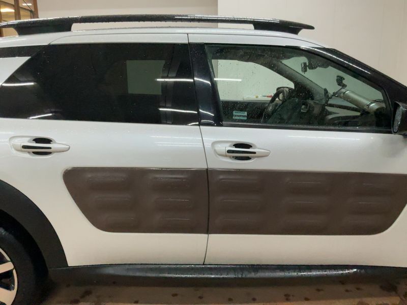 Citroen C4 Cactus 1.2 e-THP Shine 2016 – снимка 10