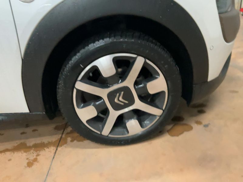 Citroen C4 Cactus 1.2 e-THP Shine 2016 – снимка 11