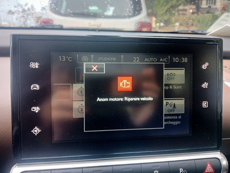 Citroen C4 Cactus 1.2 e-THP Shine 2016 – снимка 32
