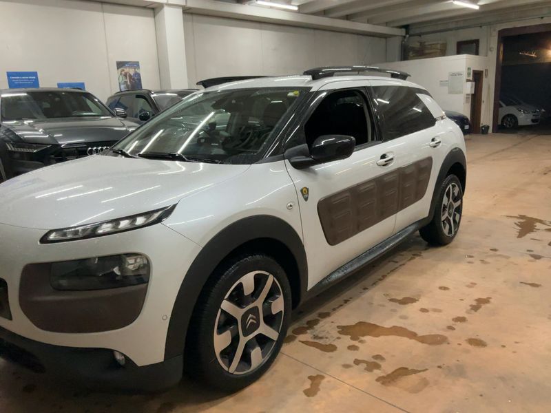 Citroen C4 Cactus 1.2 e-THP Shine 2016 – снимка 2