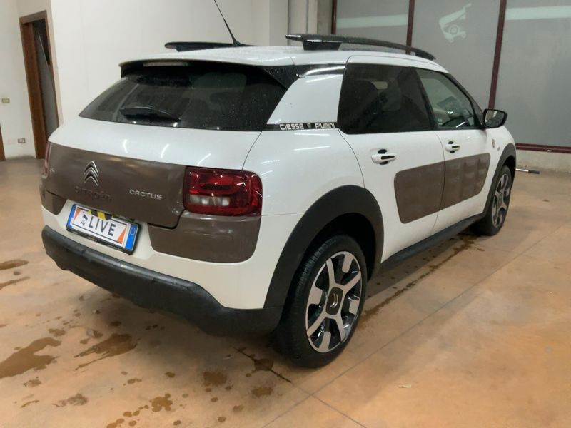 Citroen C4 Cactus 1.2 e-THP Shine 2016 – снимка 8