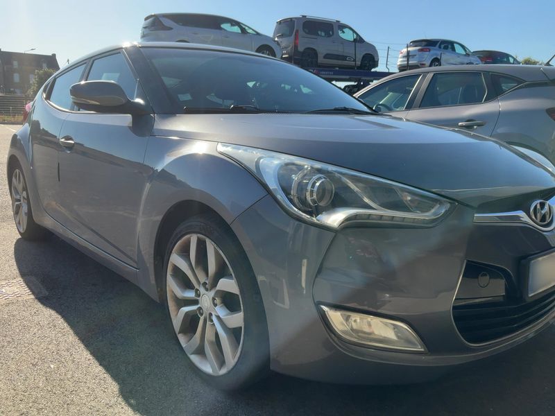 Hyundai Veloster 1.6 Turbo 2013 – снимка 12