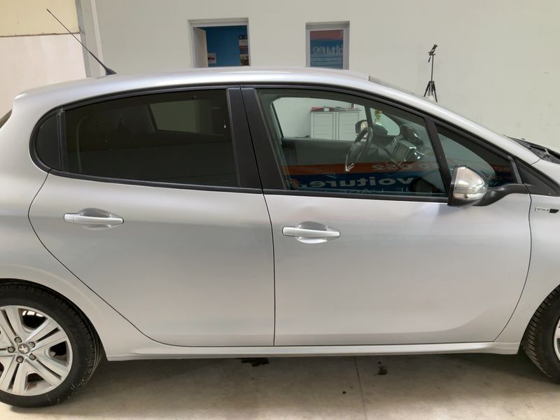 Peugeot 208 1.6 Blue-HDi Style 2016 – снимка 10