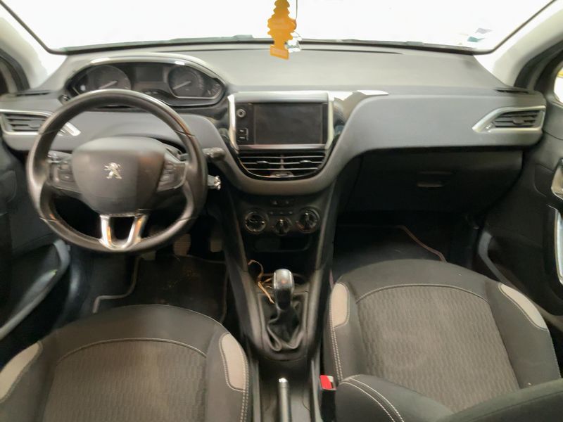 Peugeot 208 1.6 Blue-HDi Style 2016 – снимка 17