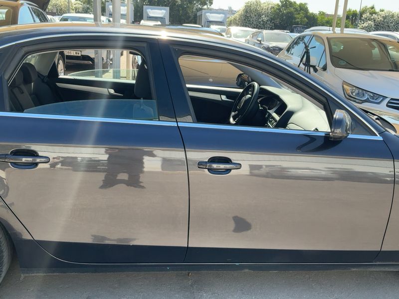 Audi A4 2.0 TDIe Attraction 2010 – снимка 7