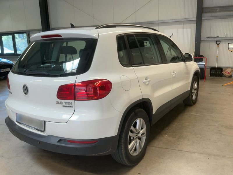 Volkswagen Tiguan 2.0 TDI Trend & Fun 4Motion BlueMotion Tech 2012 – снимка 8