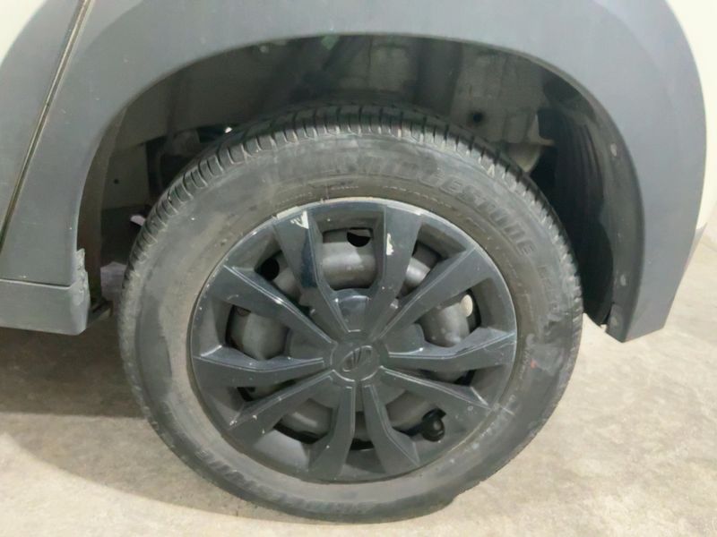 Mahindra KUV 100 1.2 K8 2021 – снимка 5