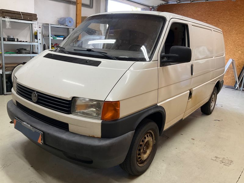 Volkswagen T4 Transporter 1.9 Turbodiesel Economy Kasten 1999 – снимка 1