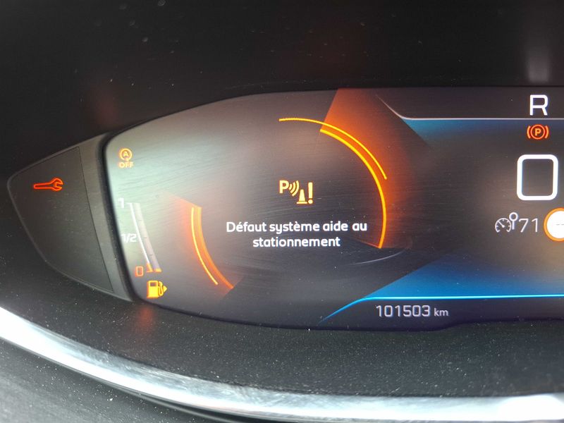 Peugeot 5008 1.2 PureTech GT 2021 – снимка 23