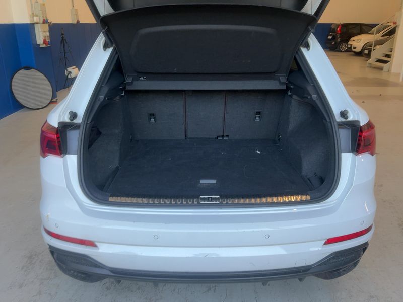 Audi Q3 40 TDI quattro S line 2022 – снимка 15