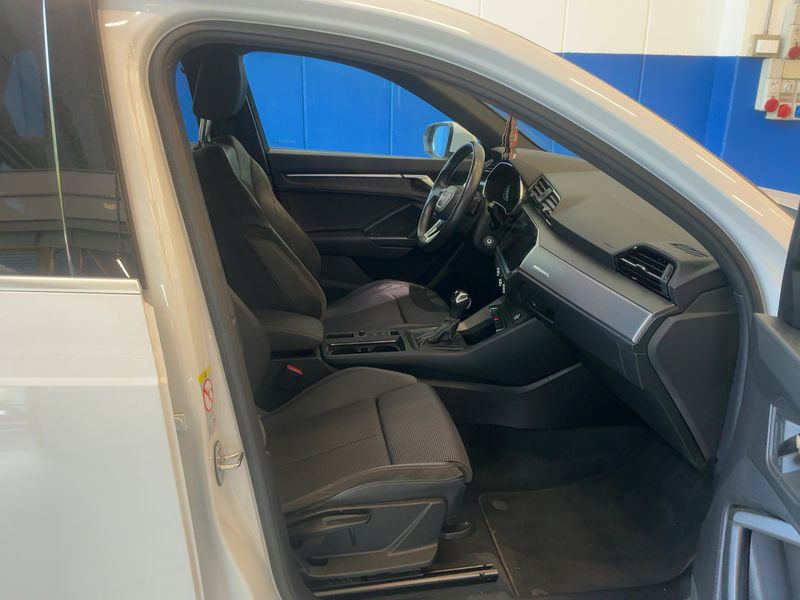 Audi Q3 40 TDI quattro S line 2022 – снимка 16