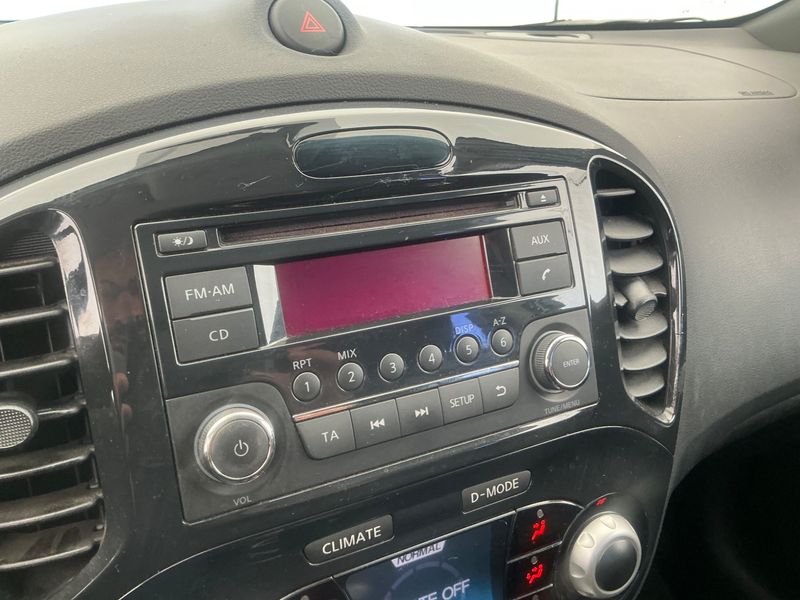 Nissan Juke 1.6 LPG Acenta 2013 – снимка 26
