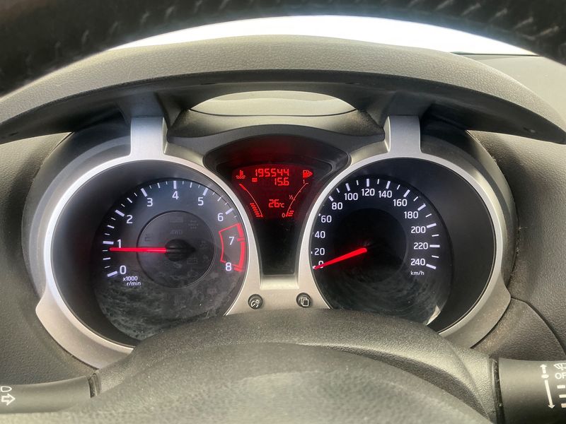 Nissan Juke 1.6 LPG Acenta 2013 – снимка 18
