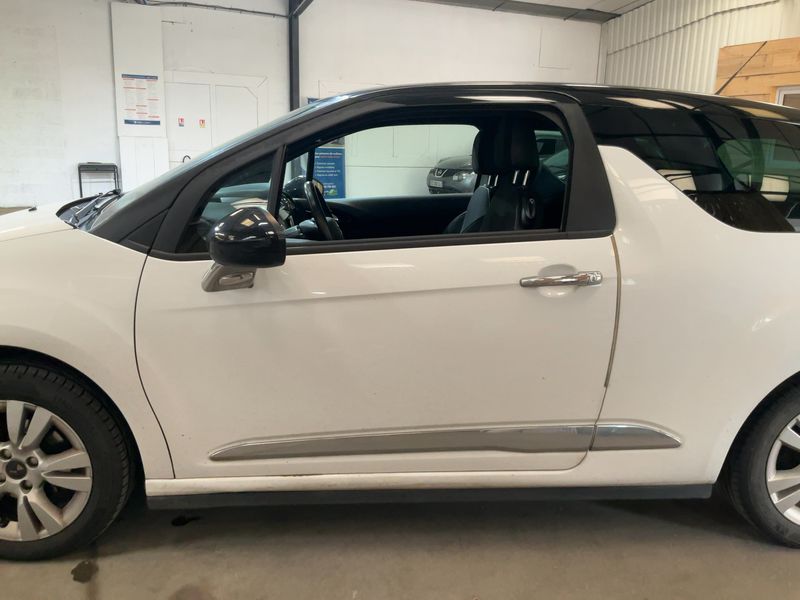 Citroen DS3 1.2 e-VTi BeChic 2016 – снимка 4
