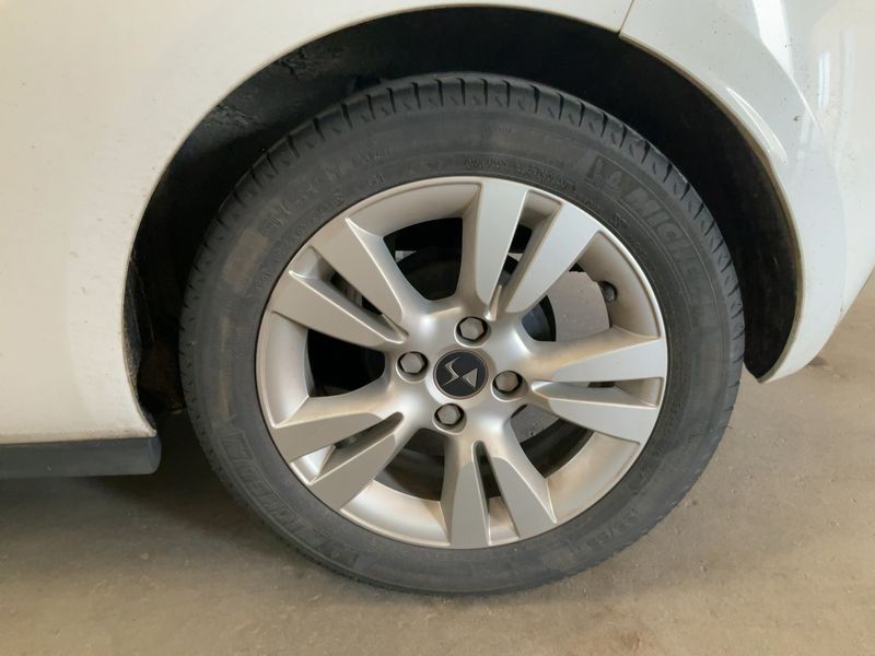 Citroen DS3 1.2 e-VTi BeChic 2016 – снимка 5