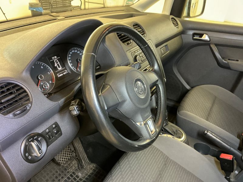 Volkswagen Caddy 1.6 TDI Maxi Comfortline 2012 – снимка на щета 46